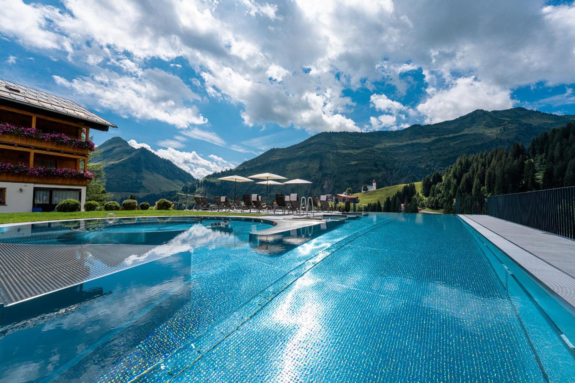 Hotel Alpenblume Damuels Exterior photo